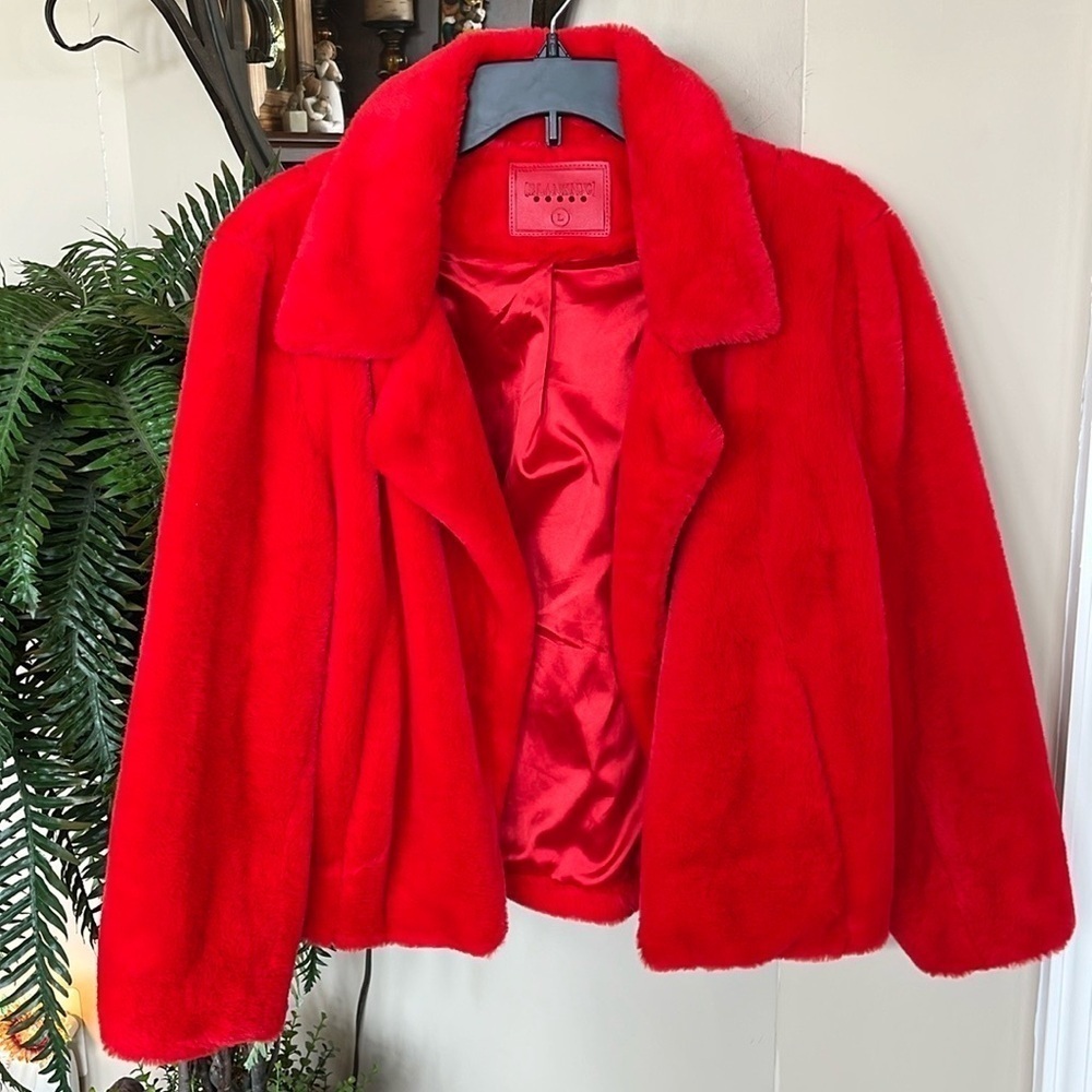 NWOT BLANK NYC Red Faux Fur Jacket Siren Bright Red Revolve Satin Lined Cozy